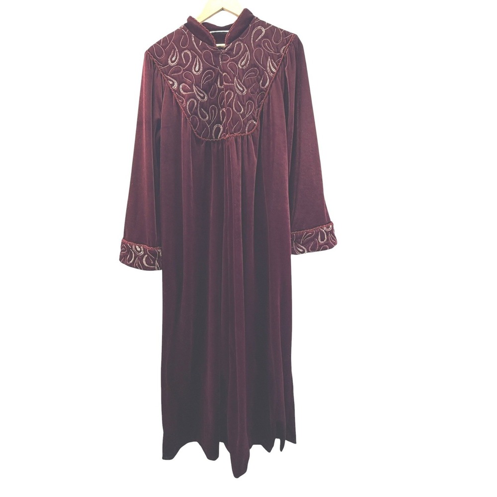 Jasmine Rose Robe Women L Burgundy Velour Zip Front Embroidered Maxi Loungewear